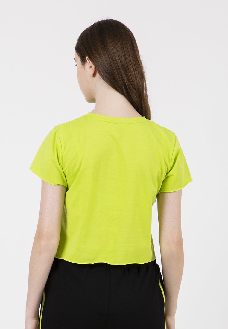 Basic Crop Tee