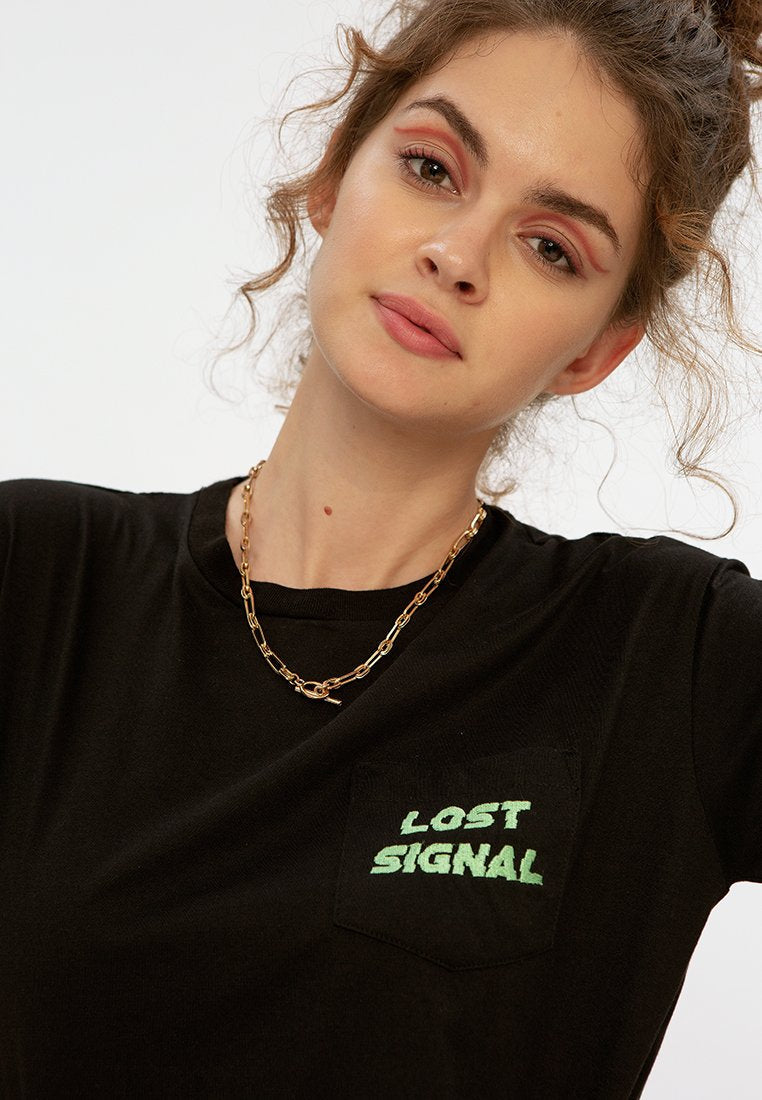 Crop T-shirt with Pocket