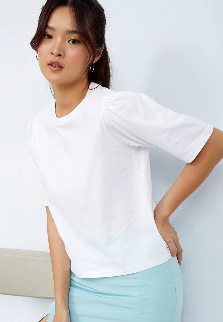 Puff Sleeve T-shirt