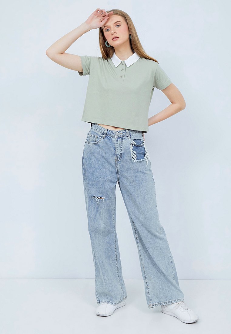 Contrast Collar Polo Shirt