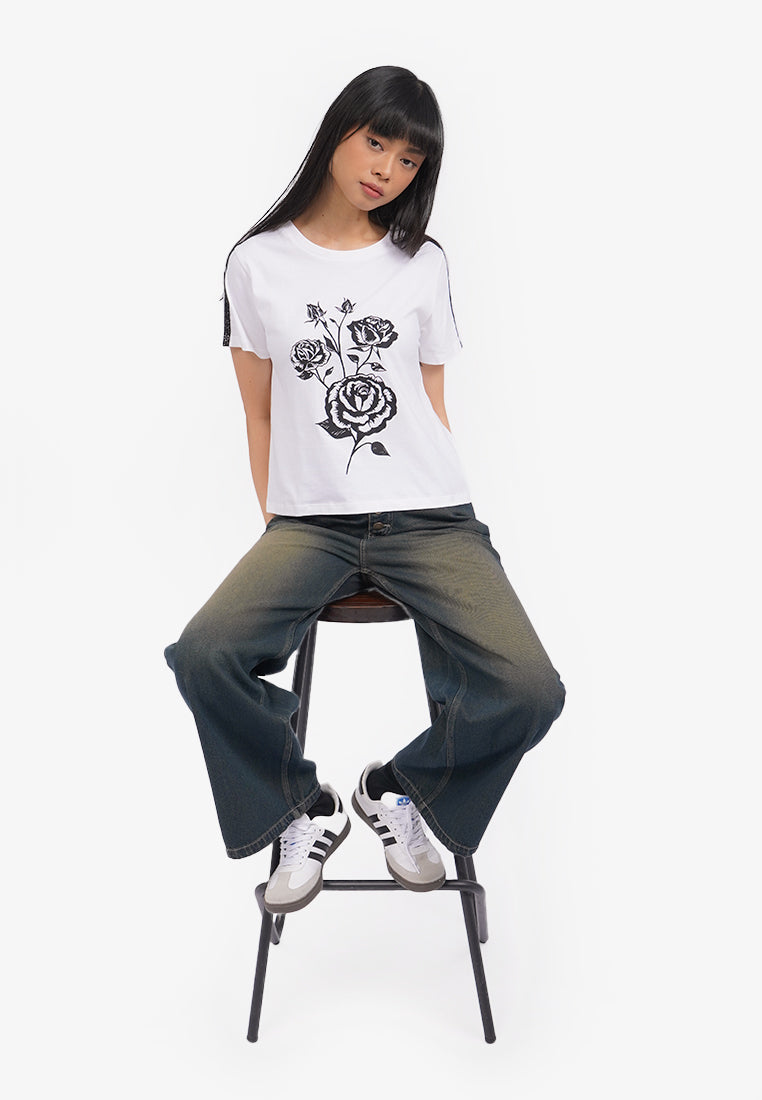 Graphic T-Shirt with Lace Details Off White