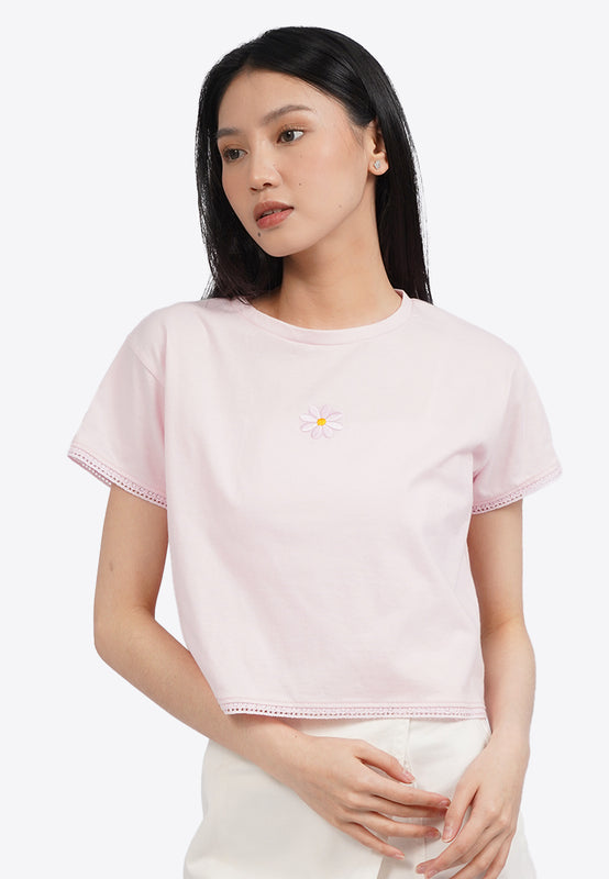 Lace Trim Short Sleeve Graphic T-Shirt