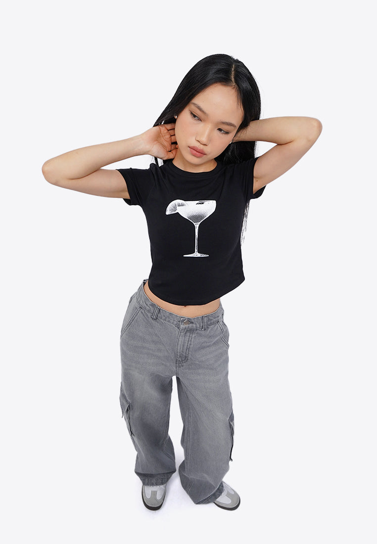 Round Hem Graphic T-Shirt