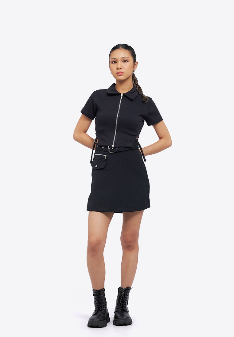 Short Sleeve Top with Buckled Side