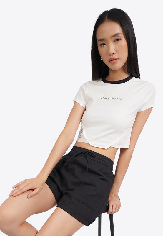 Contrast Neck Short Sleeve Crop T-Shirt