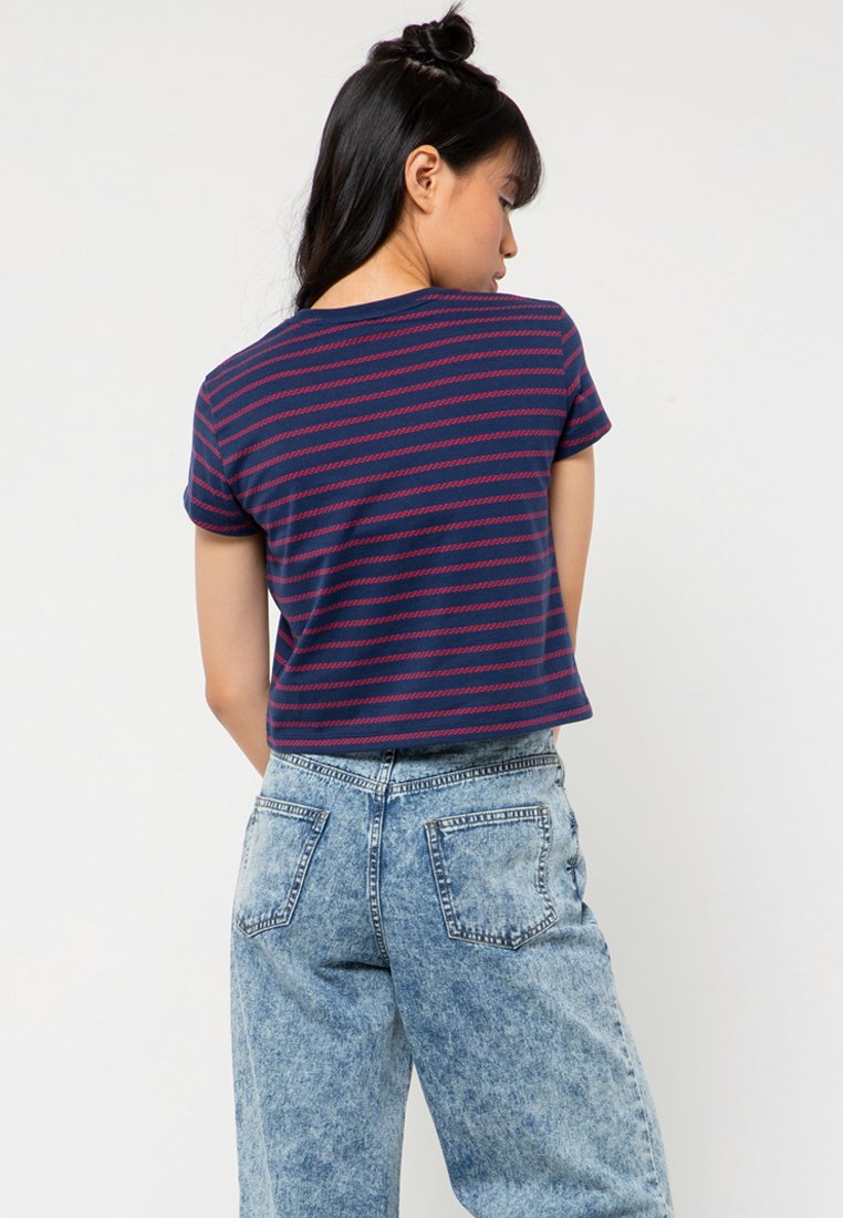 Basic T-shirt