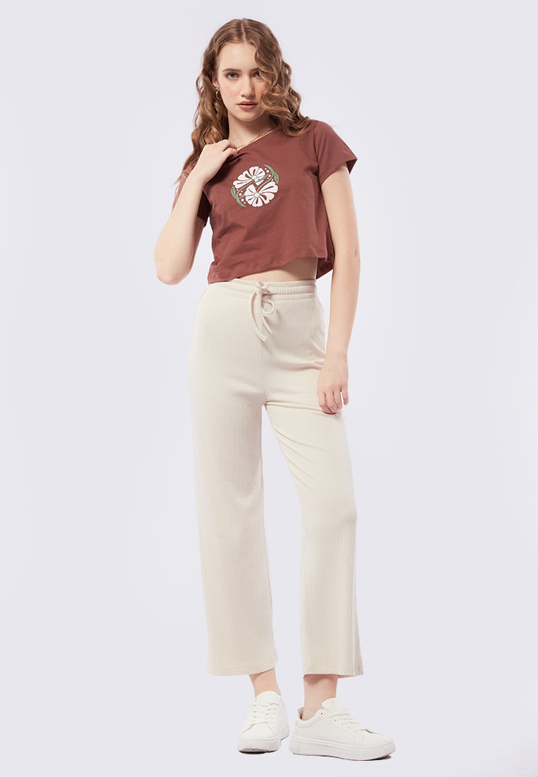 Fitted Graphic T-Shirt