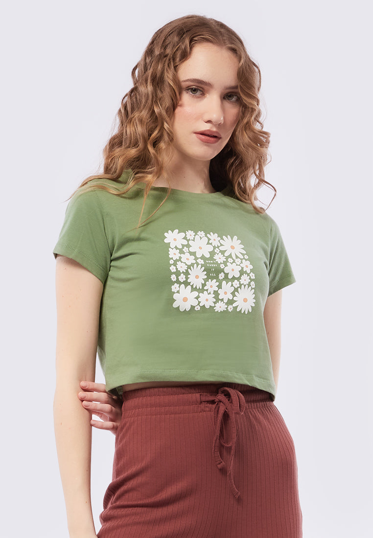 Fitted Graphic T-Shirt