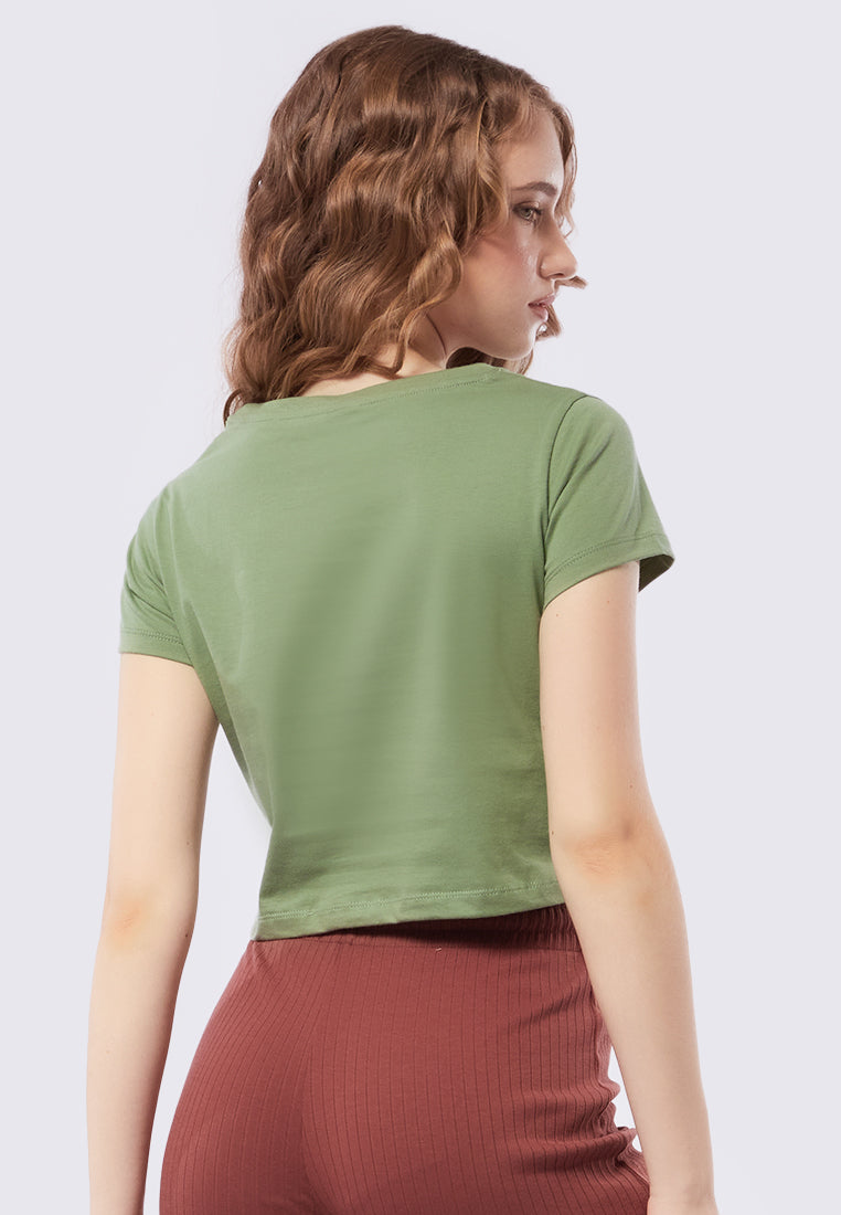 Fitted Graphic T-Shirt