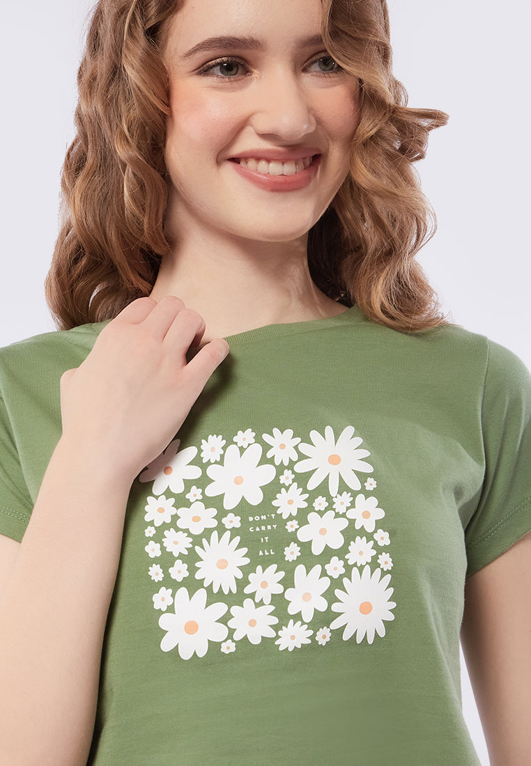 Fitted Graphic T-Shirt