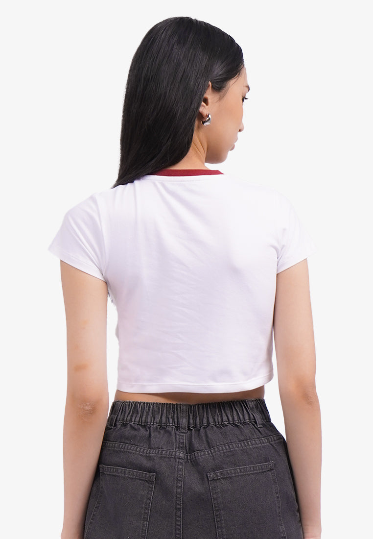 Contrast Collar Fitted T-Shirt