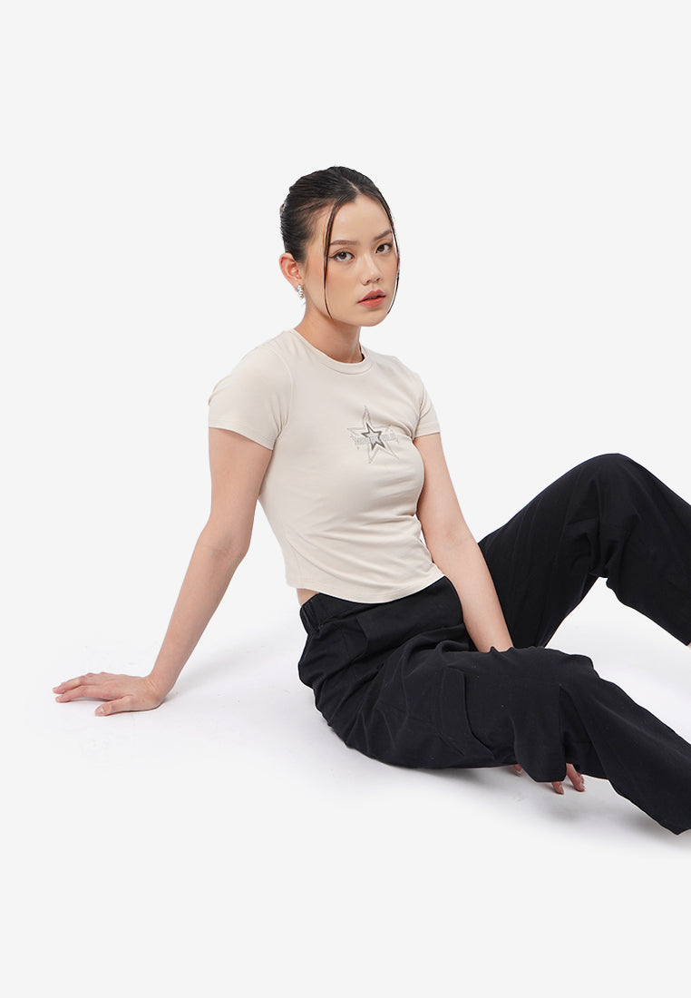 Round Hem Graphic Crop T-Shirt Sand