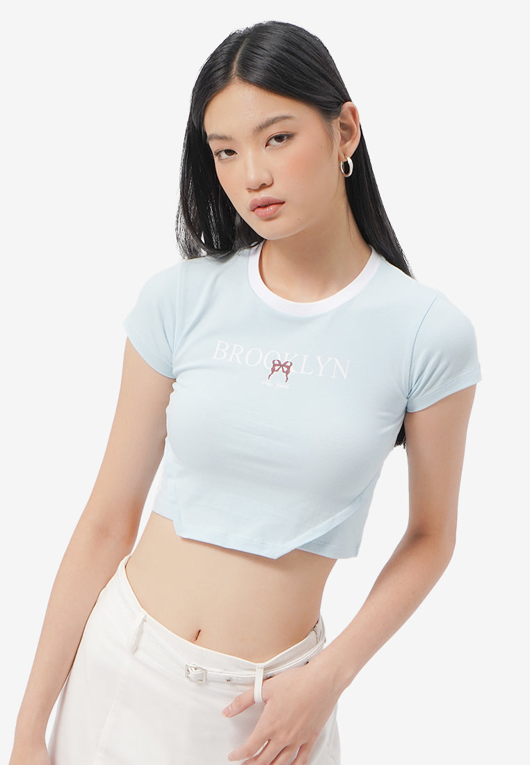Contrast Neck Cropped T-Shirt L.Blue