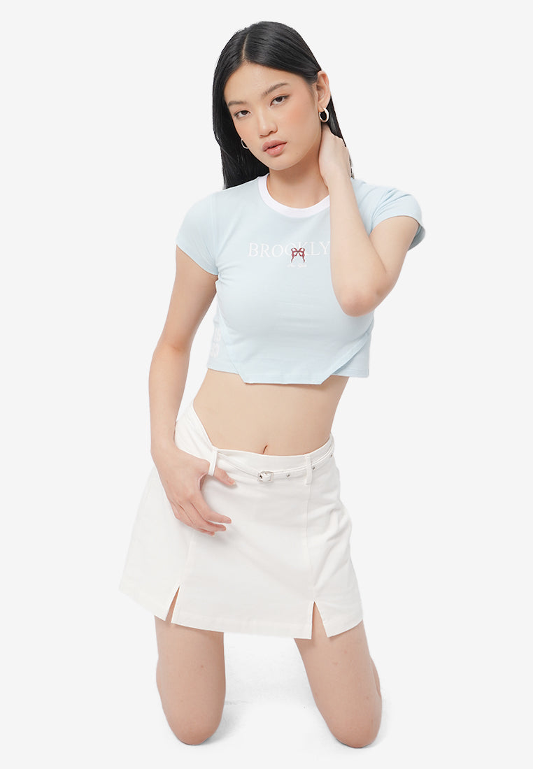 Contrast Neck Cropped T-Shirt L.Blue