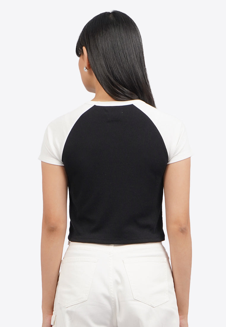 Short Sleeve Raglan Crop T-Shirt