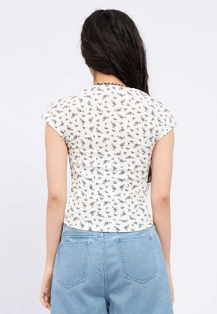 Ruched Detail Short Sleeve Rib Top