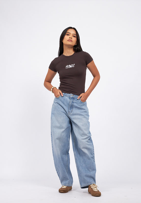 Fitted Short Sleeve Graphic T-Shirt