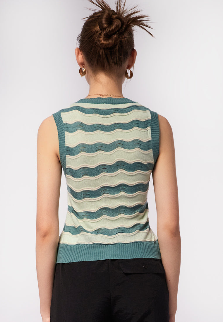 Round Neck Sleeveless Knit Top