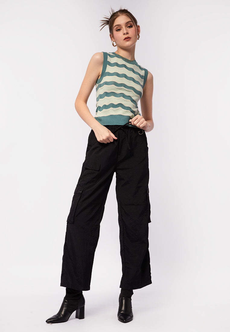 Round Neck Sleeveless Knit Top