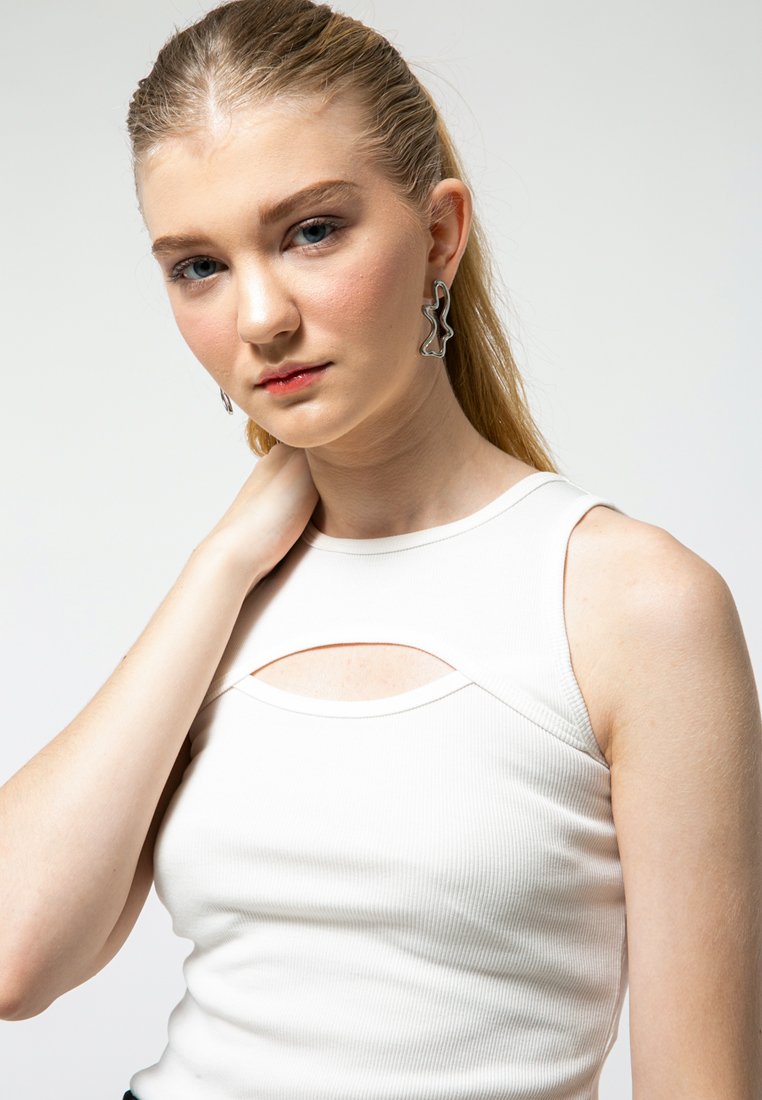 Cut out Knit Top