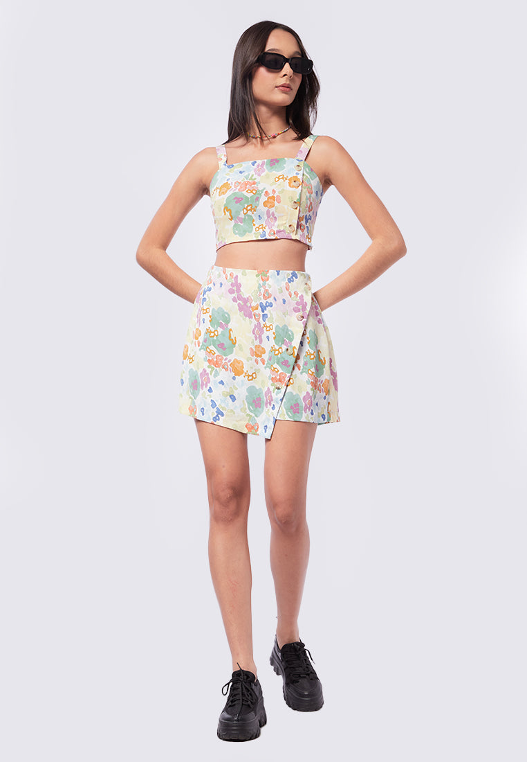 Button Side Crop Cami Top