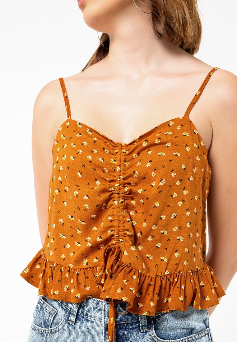 Ruched Tanktop Flower