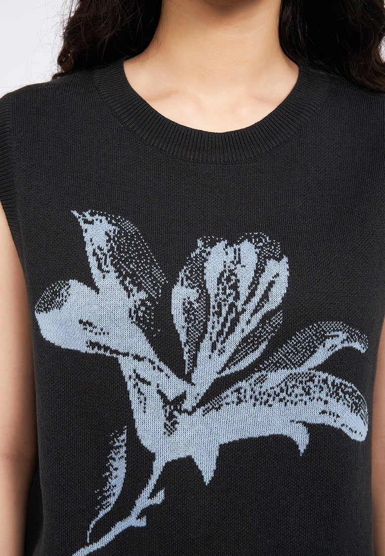Round Neck Floral Sleeveless Knit Top