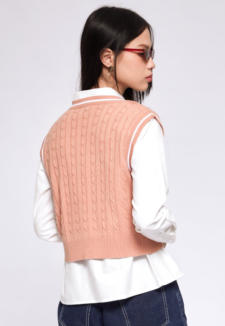 V-neck Fitted Knit Vest