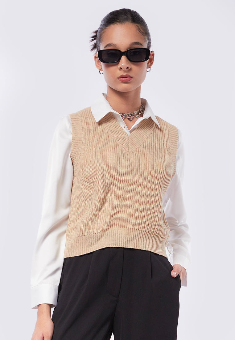 V-Neck Knit Vest