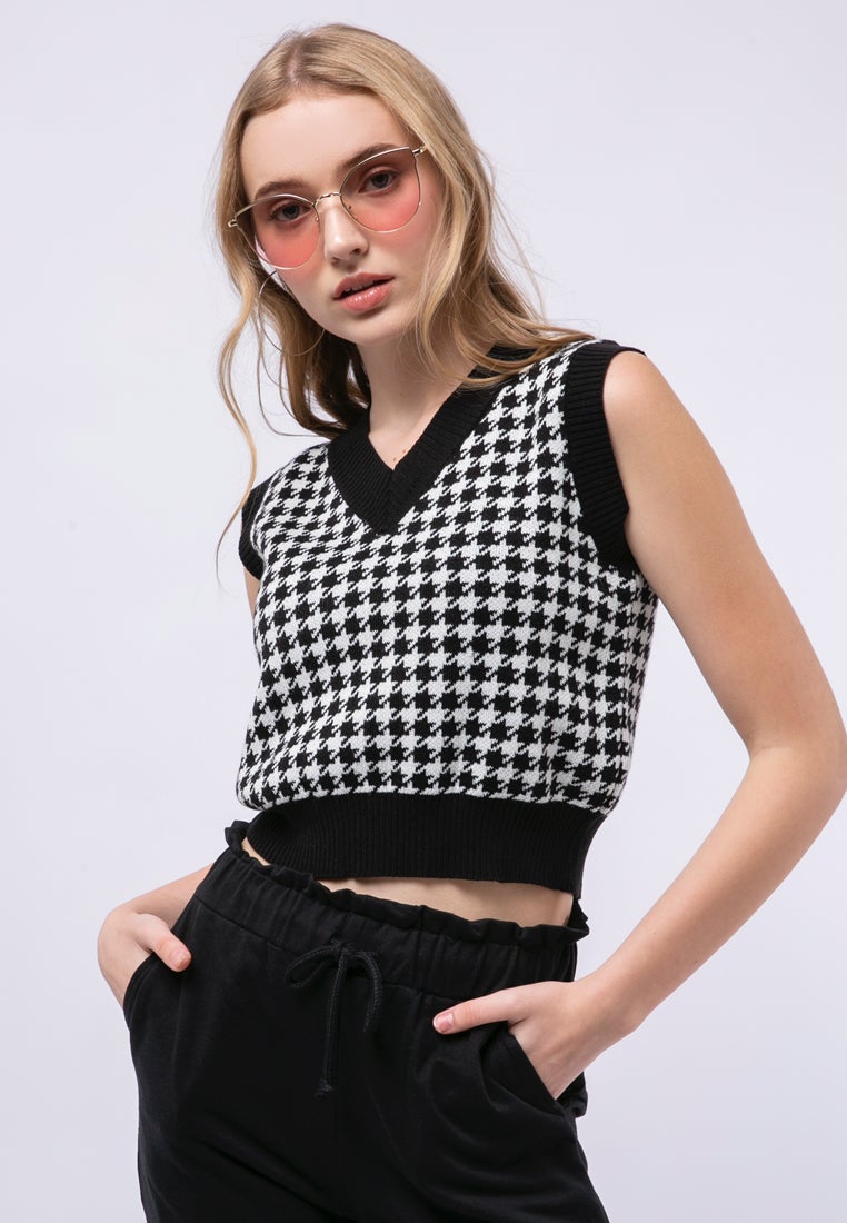 Checked Crop Vest