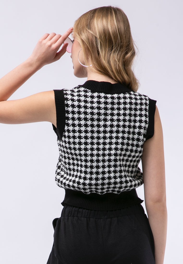 Checked Crop Vest