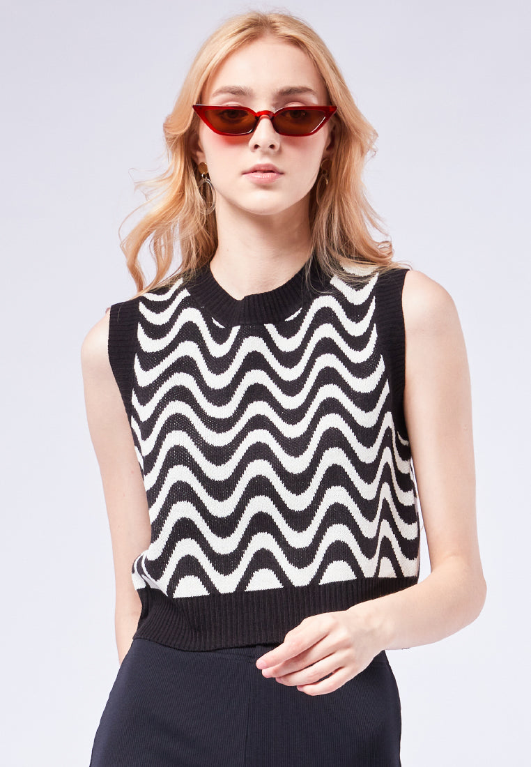 Knitted Crop Vest