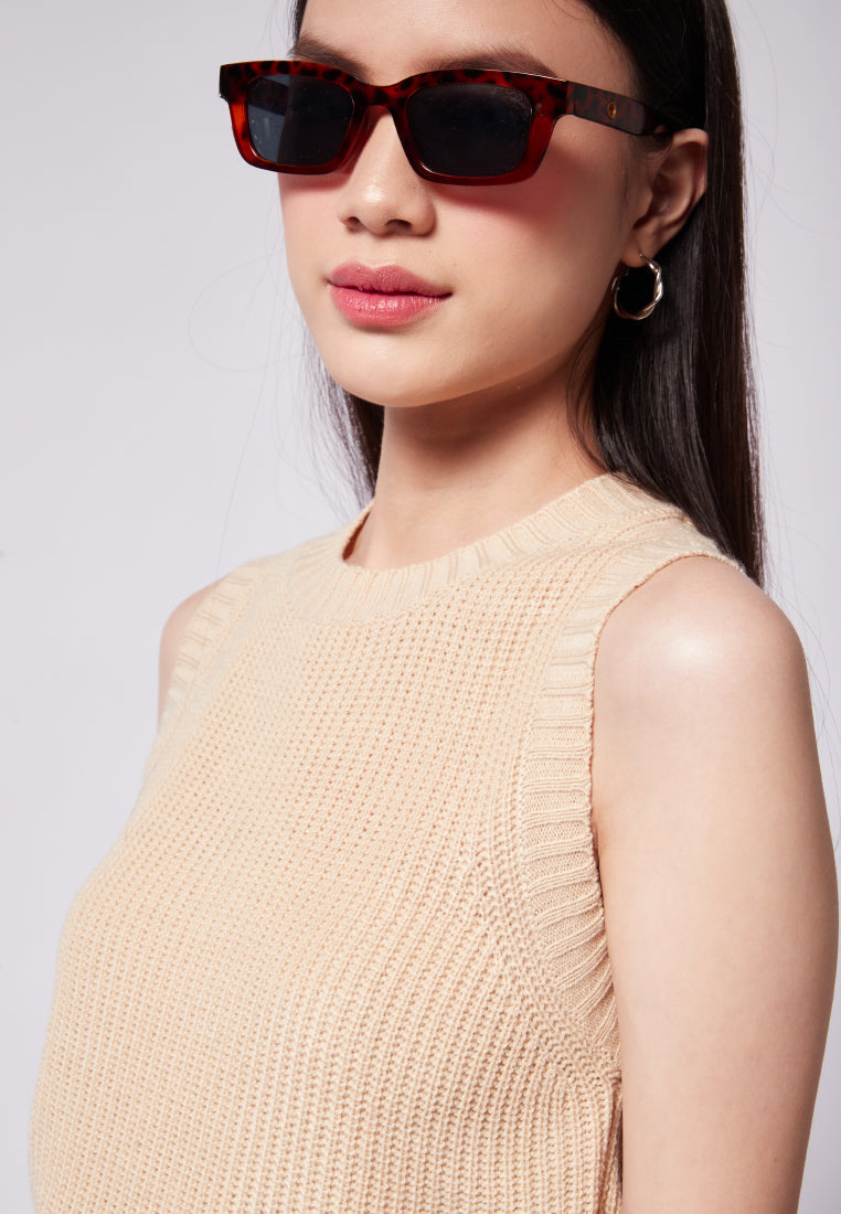 Basic Fitted Crop Vest