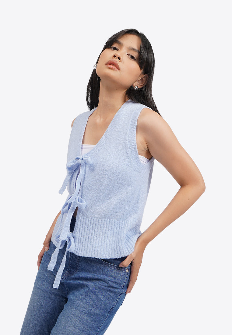 Tied Details Sleeveless Knit Top