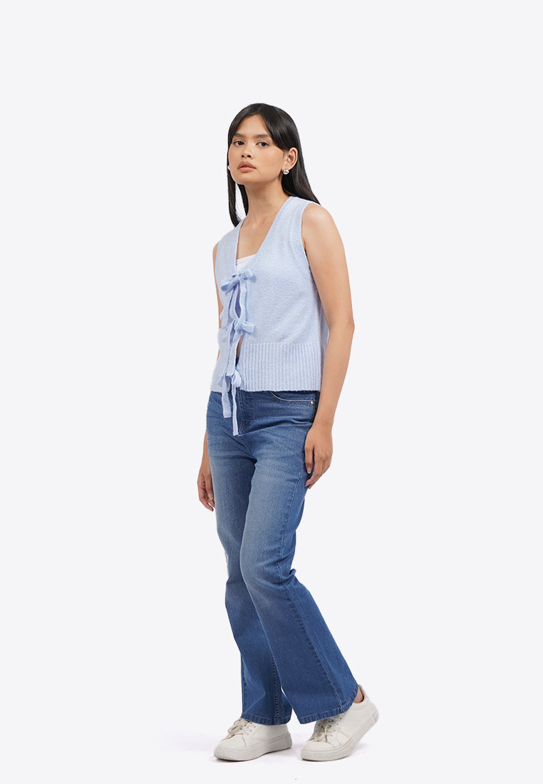 Tied Details Sleeveless Knit Top
