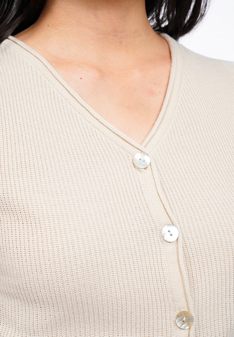 V-Neck Buttoned Knit Vest