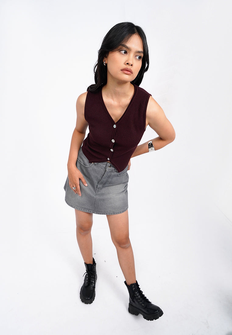 V-Neck Buttoned Knit Vest