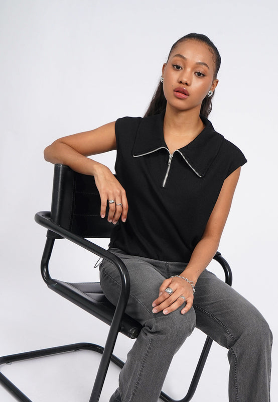 Zip Up Sleeveless Knit Top