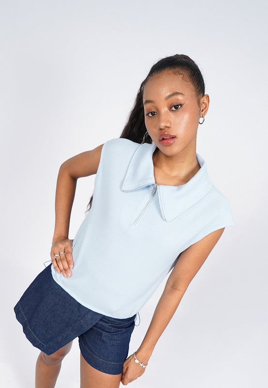 Zip Up Sleeveless Knit Top