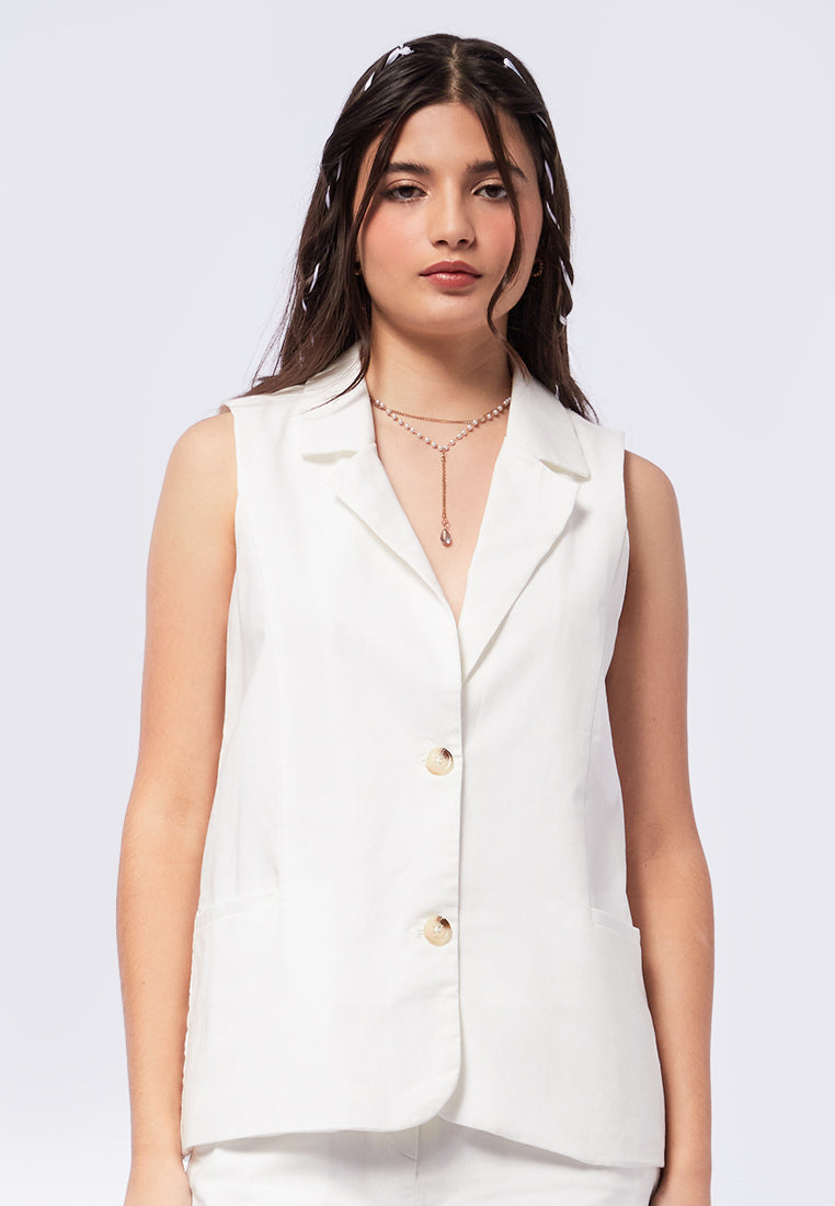 Sleeveless Buttoned Vest