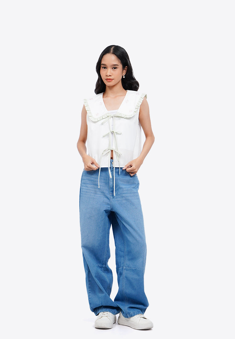 Peterpan Collar Tied Sleeveless Top