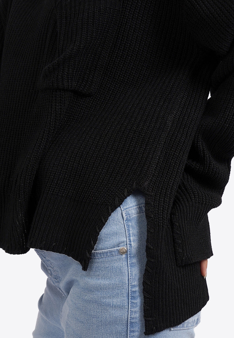 Oversized Sweater with Pocket Details