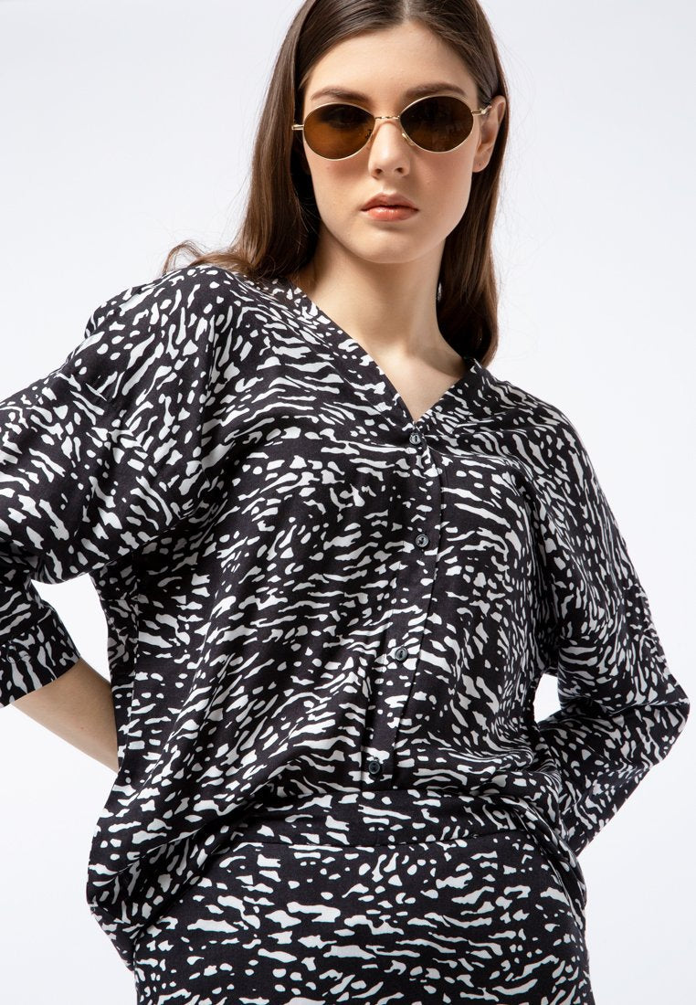 V-neck Printed Blouse