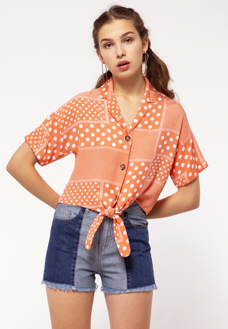 Knotted Shirt