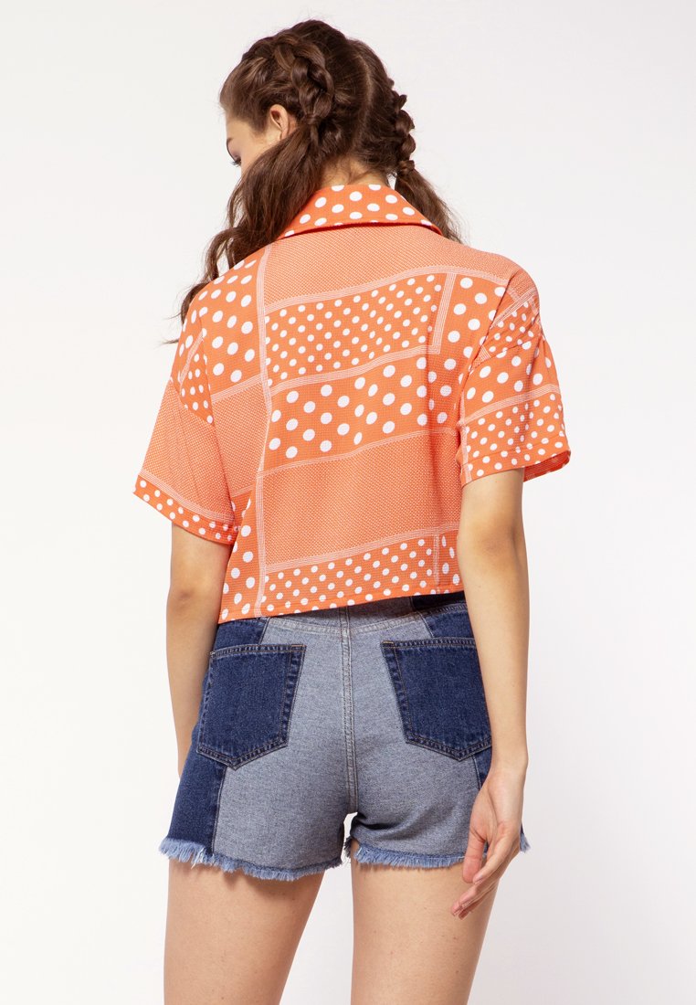 Knotted Shirt
