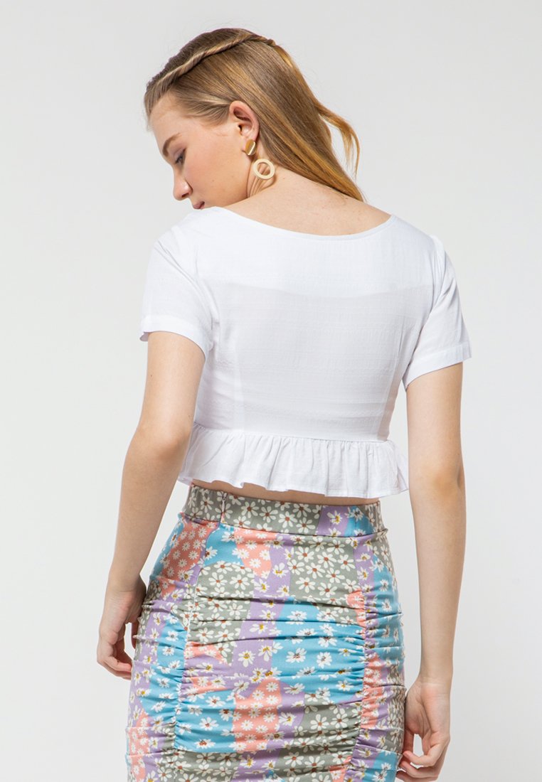 Crop Ruffle Front Tie