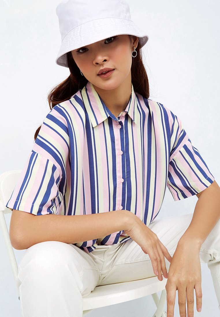 Printed Crop Shirt