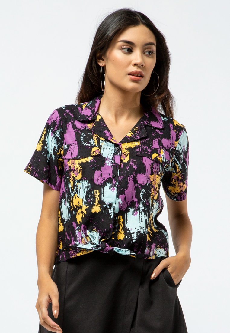 Printed Blouse with Front Tie
