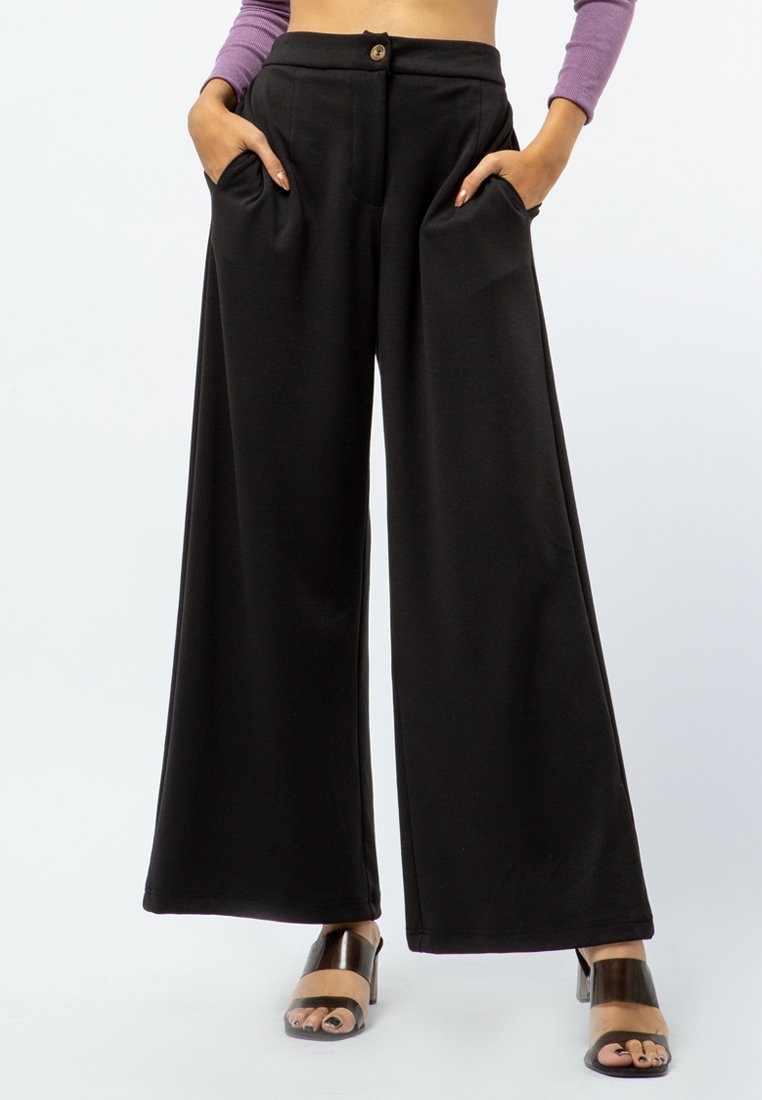 Wide Leg Trouser