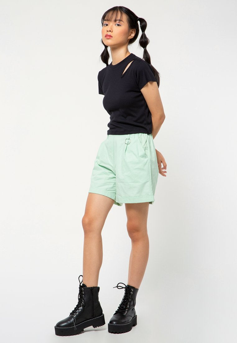 Short Cargo Pants